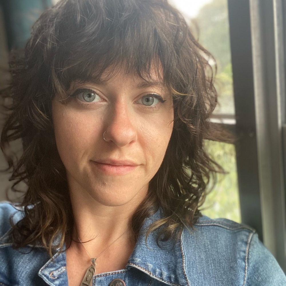 Meet your Posher, Jena